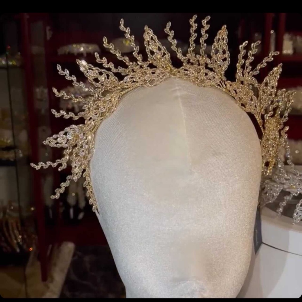 Stunning Headpeice 🤩